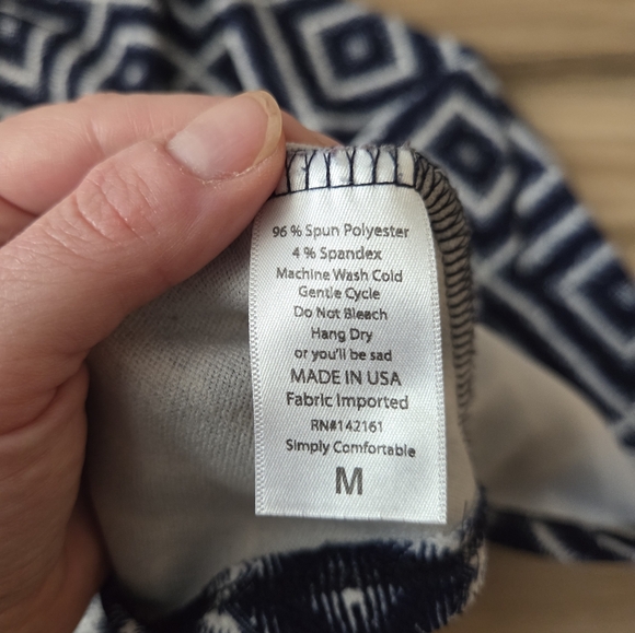 LulaRoe Geometric Blue Stretch Pencil Skirt Womens Size Medium - Picture 5 of 5